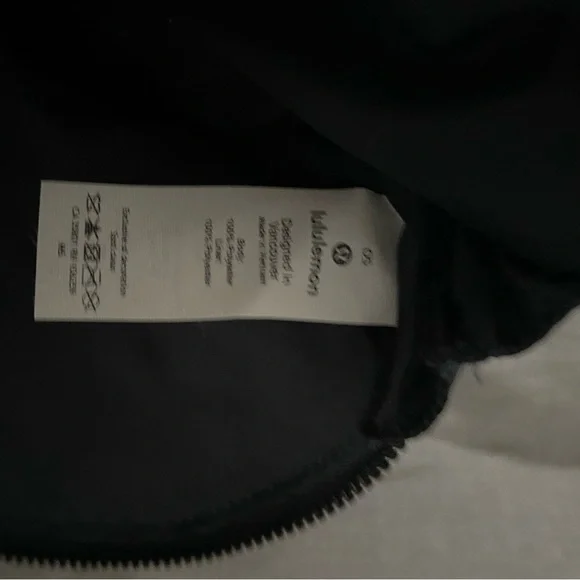 Lululemon Sun Up Sun Down Pouch *2.5L - Picture 6 of 6